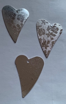 Metallherz geschwungen silber, mit Rosen-Ornament